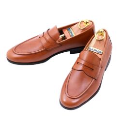 Jasnobrązowe skórzane loafersy męskie. Jasnobrązowe eleganckie mokasyny męskie, na gumowej podeszwie 111 