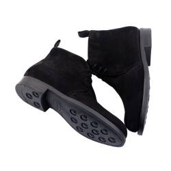 Zamszowe buty formalne męskie klasyczne typu boots szyte metodą goodyear welted koloru czarnego. Zamszowe trzewiki męskie