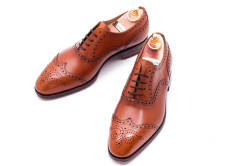 Brogues cambridge cuero. Jasno brązowe obuwie eleganckie z ażurkami i dekoracyjnymi zdobieniami biznesowe, biurowe, ślubne, okolicznościowe, gyw, męskie.
