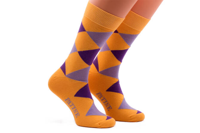 PATINE Socks PARO03-4044 - Żółte skarpety w fioletowe romby