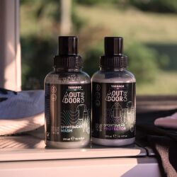 środek czyszczący do całego sprzętu sportowego który zapewnia skuteczne czyszczenie całej odzieży sportowej, sportowej i gimnastycznej.