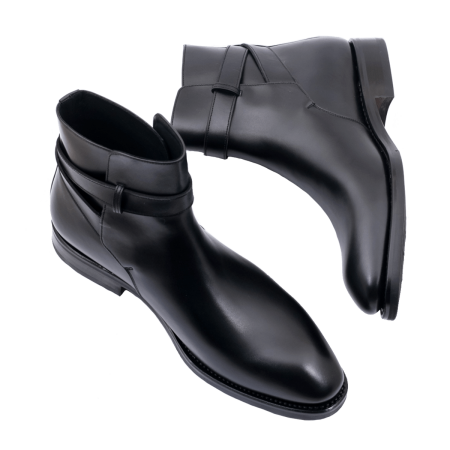 Klasyczne trzewiki męskie w kolorze czarnym. Idealne na zimę buty skórzane za kostkę.
