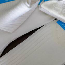 eleganckie bawełniane białe skarpety męskie viccel socks solid white cotton