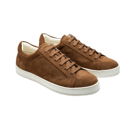 Eleganckie brązowe sneakersy męskie wykonane w manufakturze na Majorce – perfekcyjne połączenie rzemiosła, wygody i współczesnego designu.