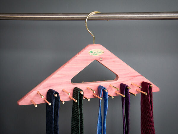 HANGER PROJECT Cedar Tie Organizer