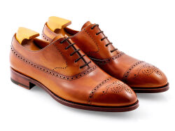 Jasno brązowe luksusowe eleganckie obuwie męskie z ażurkami i dekoracyjnymi zdobieniami TLB 542 old england cuero typu brogues
