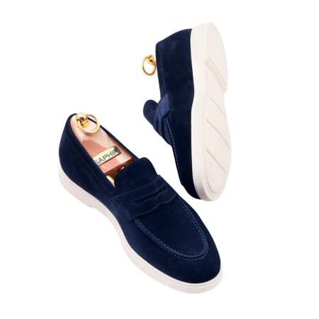 Granatowe zamszowe loafersy na lekkiej gumowej podeszwie wykonane z doskonałych skór