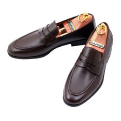 Ciemnobrązowe skórzane loafersy męskie. Czarne eleganckie mokasyny męskie, na gumowej podeszwie 111 