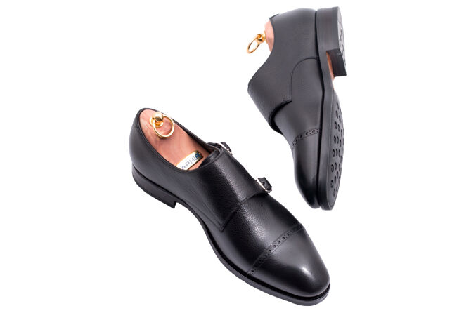 Buty Yanko 14544 typu double monks koloru czarnego na gumowej podeszwie. Buty eleganckie, garniturowe, okolicznościowe, biurowe, szyte metodą pasową.