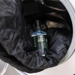 Down Liquid Protector – skuteczny płyn do impregnacji odzieży puchowej. Chroni przed wilgocią, przywraca oddychalność i izolację. Idealny do kurtek, śpiworów i sprzętu outdoorowego.