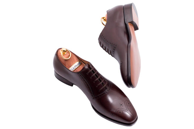 Eleganckie obuwie męskie TLB ARTISTA 107 oxford vegano dark brown z podeszwą leather. 